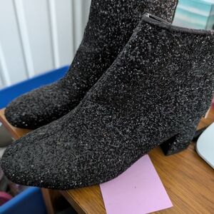 Elegant Black Ankle Boots